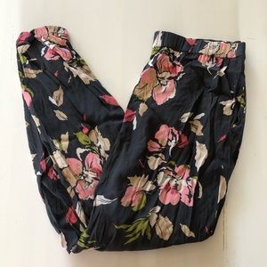 Leith Floral Crepe Ankle Pants